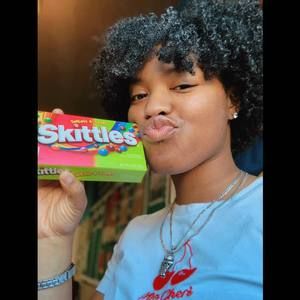 Meet your Posher, Lanae